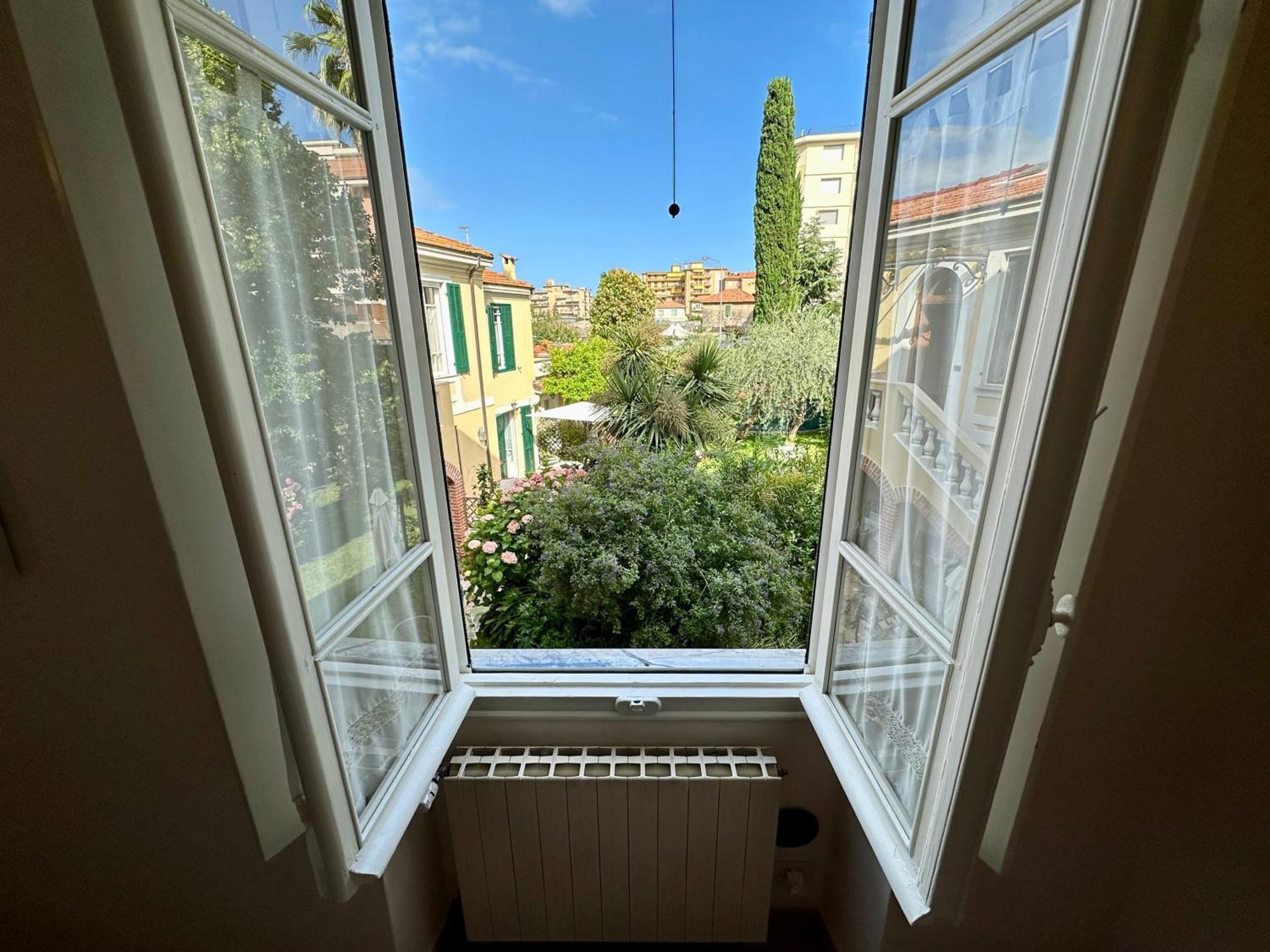 Villa Angelina - Casa Glicine Vallecrosia Extérieur photo