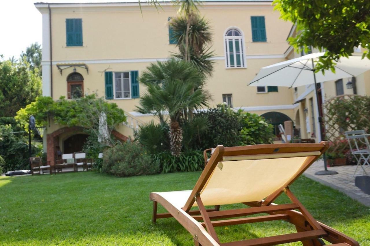 Villa Angelina - Casa Glicine Vallecrosia Extérieur photo